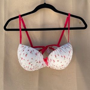 Victoria Secret Demi Collection bra.